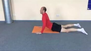 Pratimų terapija padės sustiprinti susilpnėjusius nugaros raumenis sergant osteochondroze